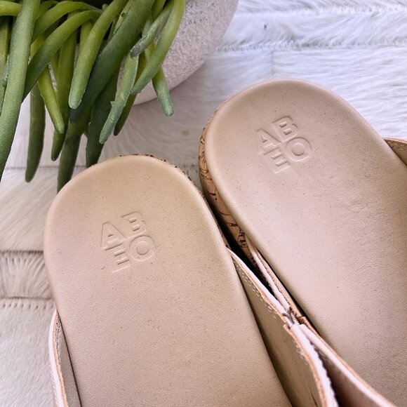 ABEO Solstice Cross Slide in Cuban Sand – Metatarsal - Picture 9 of 11